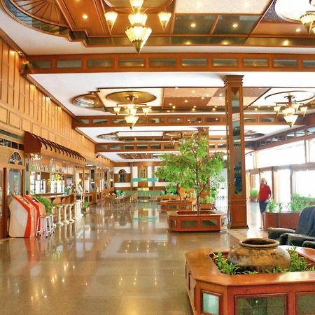 Royal Twins Palace Hotel Pattaya Ngoại thất bức ảnh