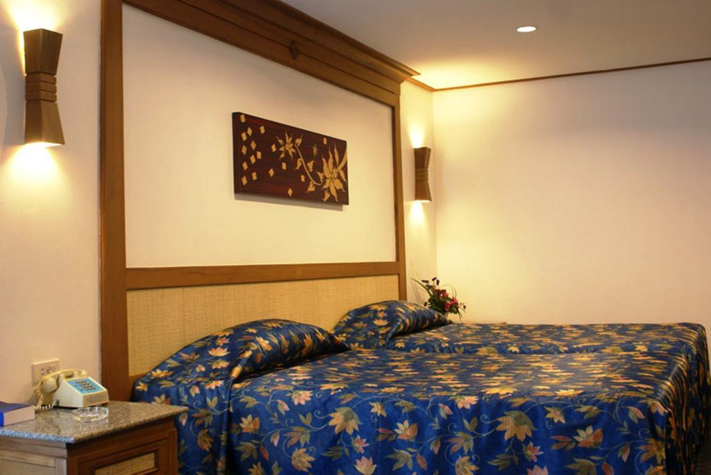 Royal Twins Palace Hotel Pattaya Ngoại thất bức ảnh