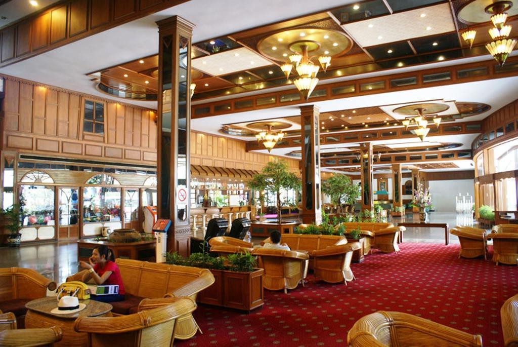 Royal Twins Palace Hotel Pattaya Ngoại thất bức ảnh