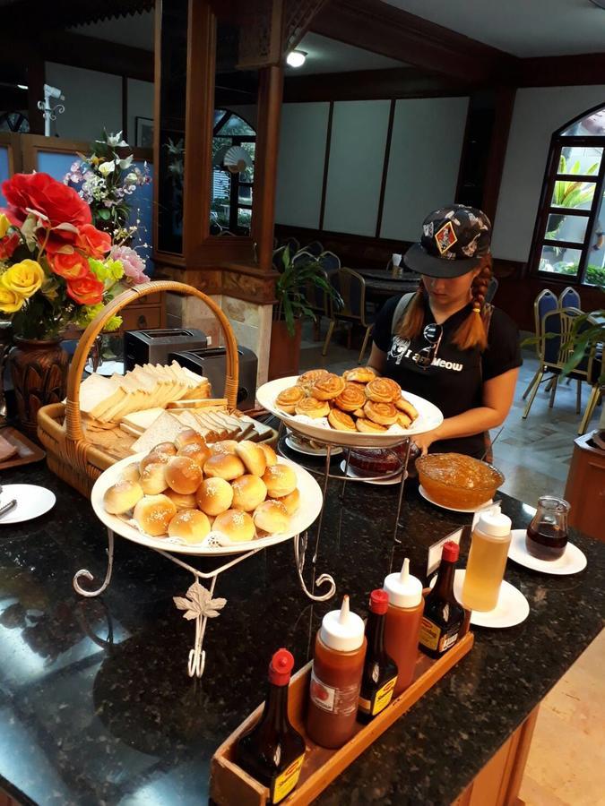 Royal Twins Palace Hotel Pattaya Ngoại thất bức ảnh