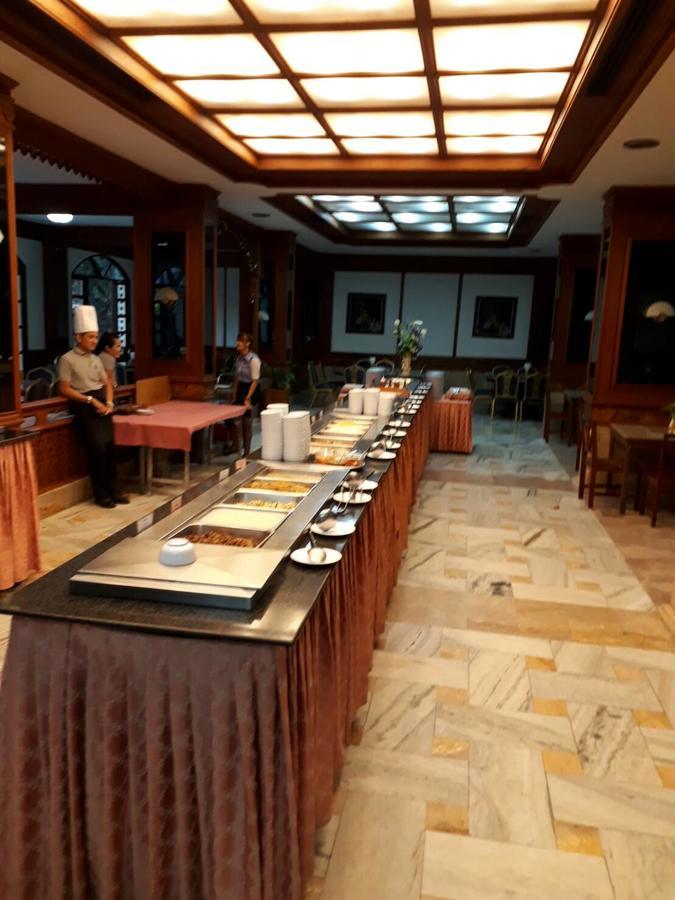 Royal Twins Palace Hotel Pattaya Ngoại thất bức ảnh